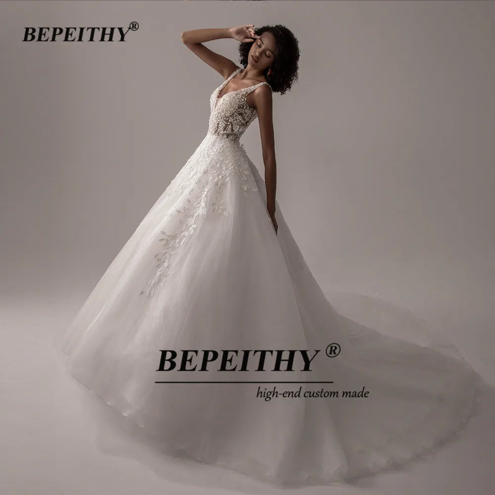 BEPEITHY Custom V-Neck Lace Wedding Dress – Sleeveless A-Line Boho Bridal Gown 2025