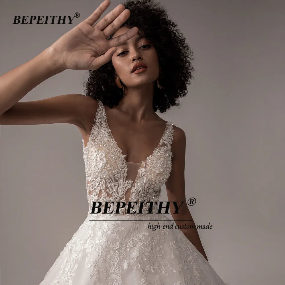 BEPEITHY Custom V-Neck Lace Wedding Dress – Sleeveless A-Line Boho Bridal Gown 2025