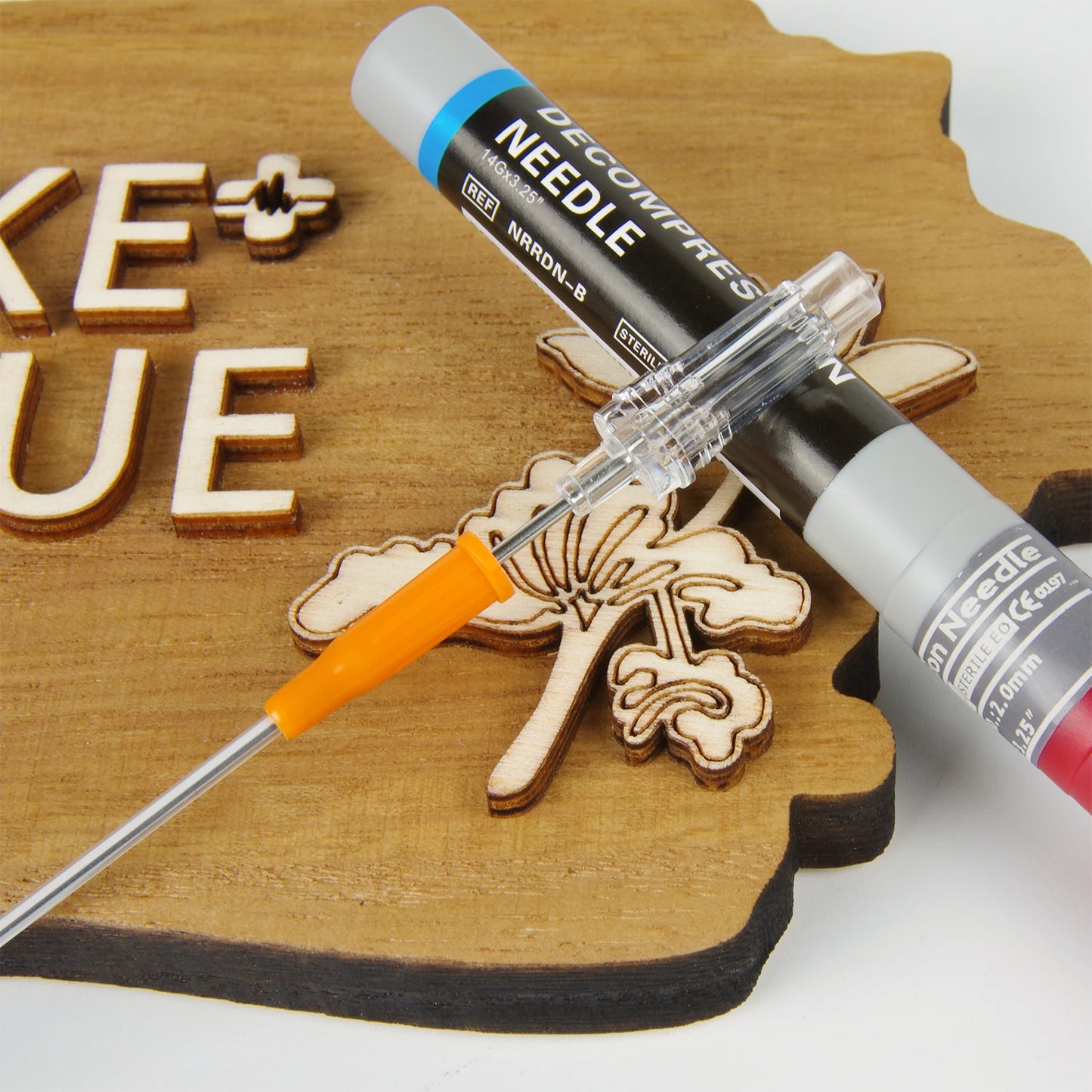 Sanke Emergency Pneumothorax Decompression Needle for Trauma First Aid Kit