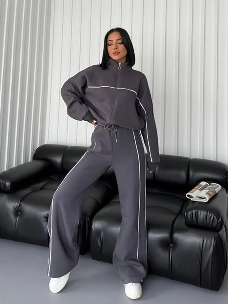 Women's 2-Piece Sweatsuit Set - Zip-Up Jacket & Jogger Sweatpants
