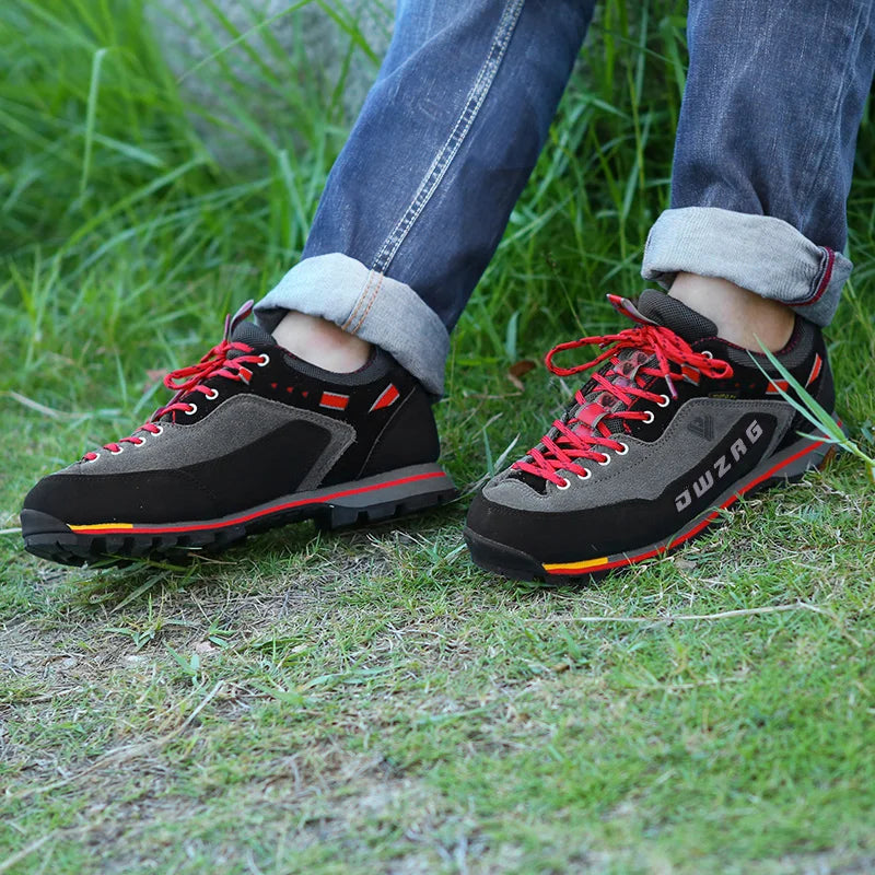 Men’s Fashionable Lace-up Walking Shoes