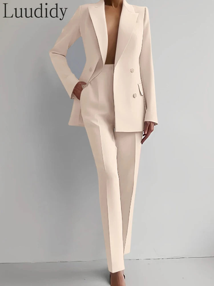 Elegant Two-Piece Blazer Pant Set