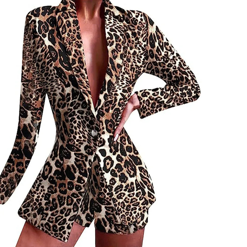 2023 A/W ModaVee V-Neck Tee