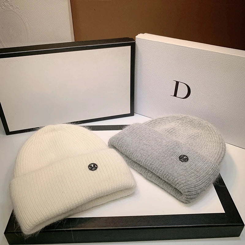 Luxurious Rabbit Fur Beanie - Cozy Black & White Knit Winter Hat