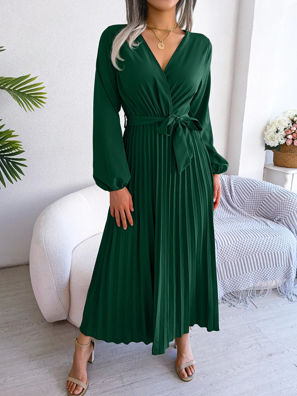 Elegant V-Neck Pleated Maxi Dress – Long Sleeve Dress for Women