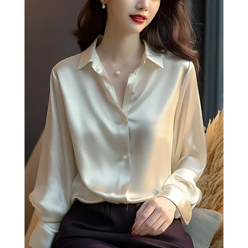 Elegant Polo-Neck Blouse – Button-Up, Long Sleeve