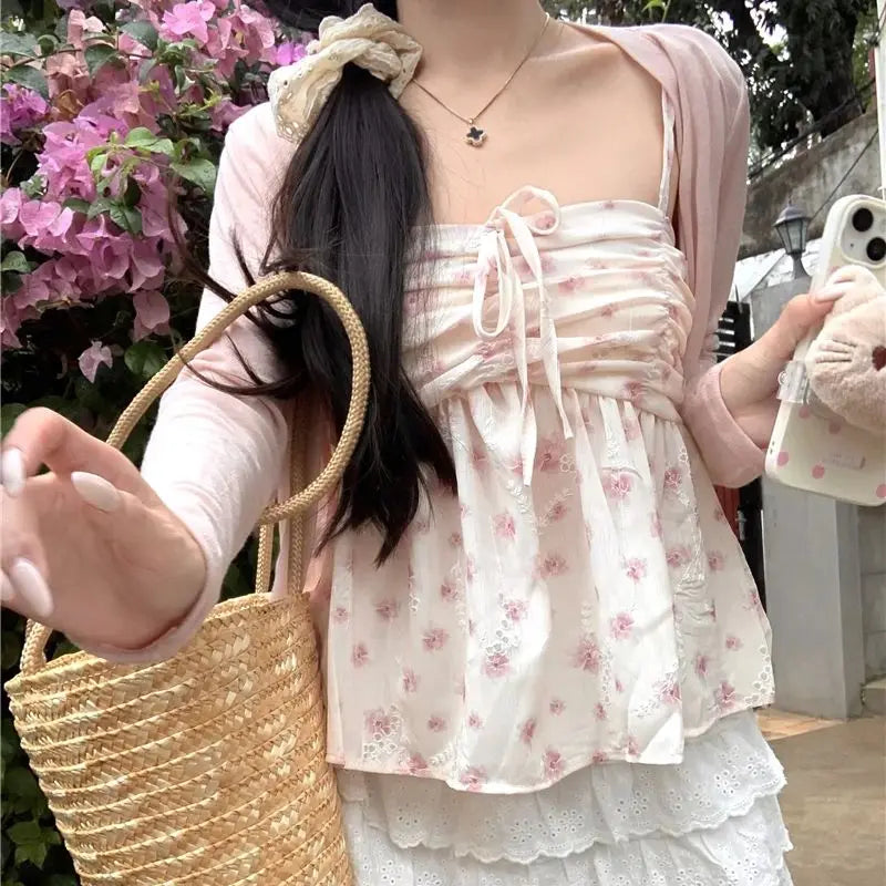 Women's Lace Floral Vest with Pleated Design - Summer 2024